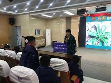 科普分团祁云枝研究员在曲江第十四小学做科普讲座